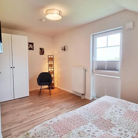 Zauberhafte Ferienhaushaelfte Kuestenliebe Am Sehlendorfer Ostseestrand Casa vacanze *