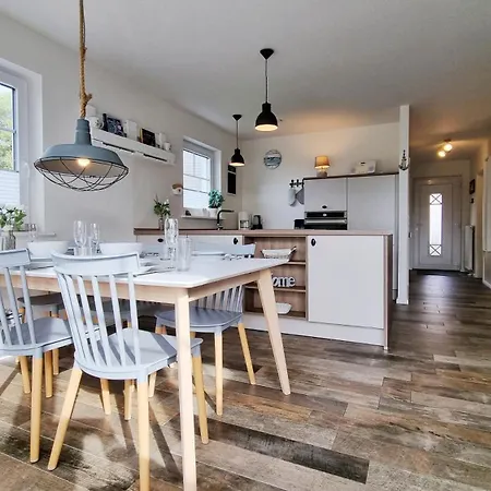 Casa vacanze Zauberhafte Ferienhaushaelfte Kuestenliebe Am Sehlendorfer Ostseestrand